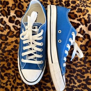 Blue converse